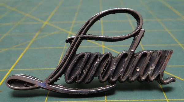 Vintage Buick Landau Emblem Nameplate Badge Script 9734106 20036175