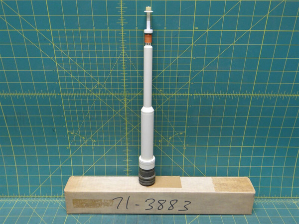 R.M. Young Company Gill Propellor Anemometer 27100, 27101 14 1/8" Tall