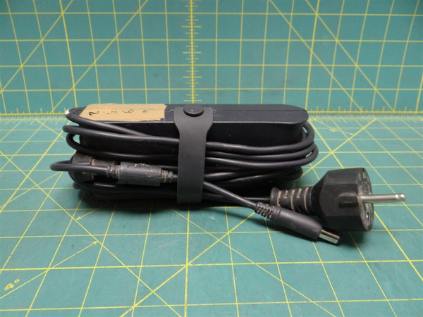 Genuine Dell ADP-90AH B C8023 19.5 V 4.62A 90W AC Adapter Type F German Rev A03