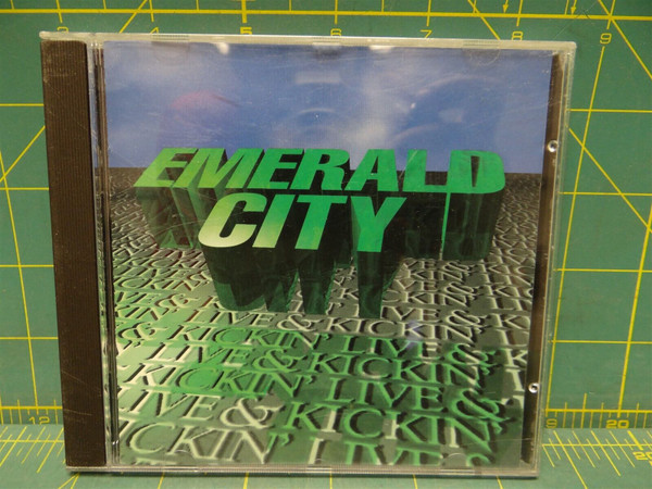 Emerald City – Live & Kickin' 1992 CD Doxtator Music – DMI RU12