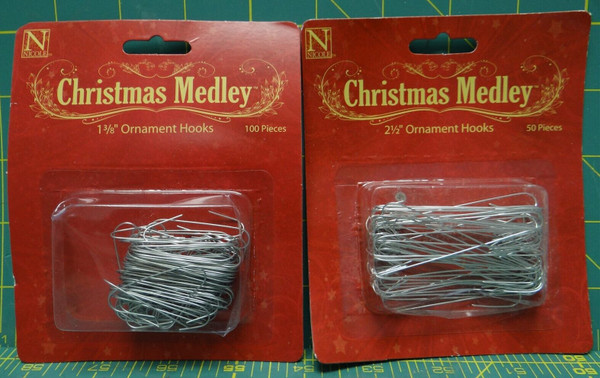 150 Count Nicole Christmas Medley Ornament Hooks, 1-3/8" and 2-1/2"