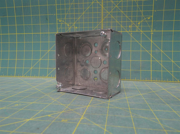 4" Crouse Hinds TP432 Steel Square Outlet Box, Ground Bump, 3/4" Side Knockouts 