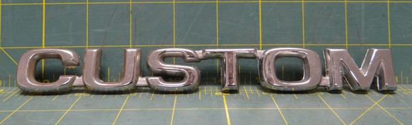 "Custom" Ford Emblem EOTB 16B114-CC
