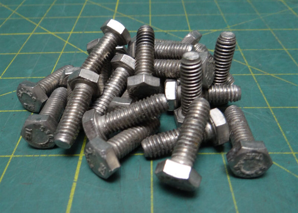 (Qty: 26) Stainless Steel Hex Head Screw 5/16"-18 Thread Size 1" Long S30400 THE