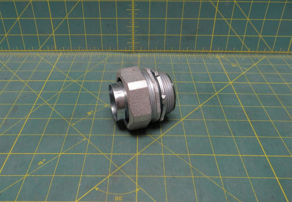 Sepco SLT31T 1-1/2" Straight Liquidtight Conduit Connect Malleable Fe Ins Throat