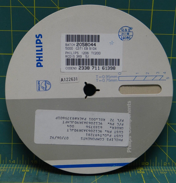 3.9 Ohm 3R9 Fixed Chip Resistor 1206 1/4w 5% Tolerance P/N 9C12063A3R90JLT