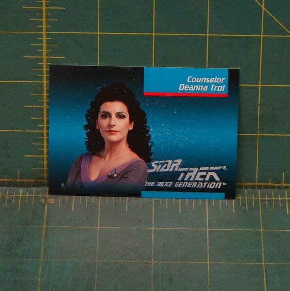 Star Trek The Next Generation 1992 Trading Card #9 Deanna Troi