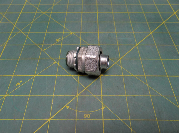 Sepco SLT27T 1/2" Straight Liquidtight Conduit Connect Malleable Iron Ins Throat