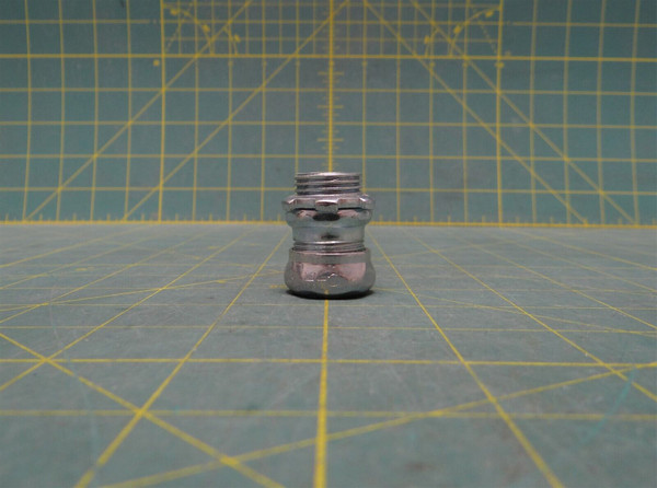 1/2" Crouse Hinds 650S Thin Wall EMT Conduit Compression Connector