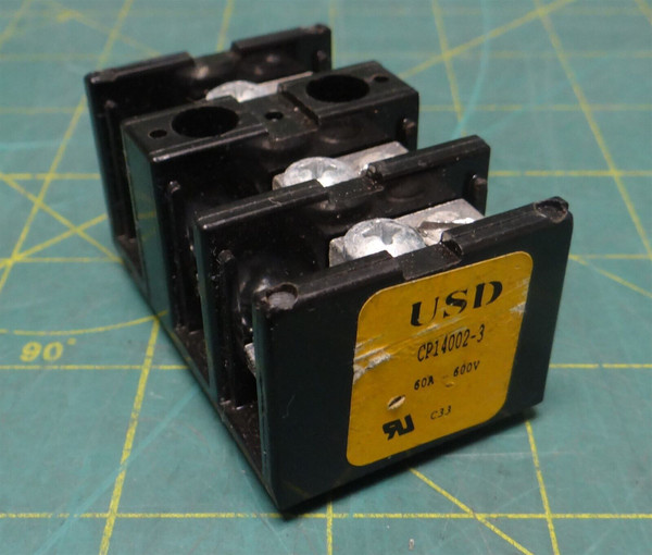 Bussman Eaton Terminal Block USD CP14002-3 60A 600V C3369352-40 Screw Mount