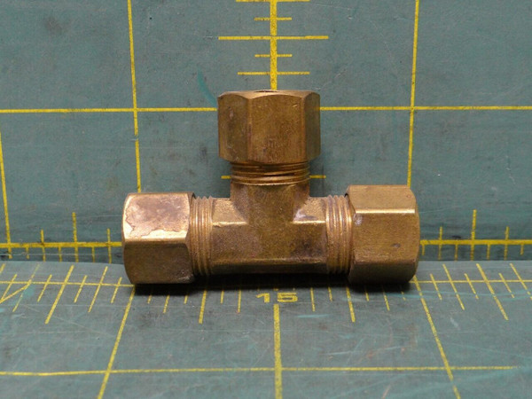 3/8 in. to 3/8 in. to 3/8 in. O.D. Brass Compression Tee Fitting