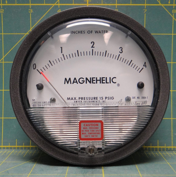 Dwyer Magnehelic 4" Differential Pressure Gauge 0-4 Inches Of Water Model: 2004