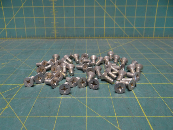QTY: 50, 1/4"-20 x 5/8" Phillips Screw Flat 100 Degree Head Course Male Steel 