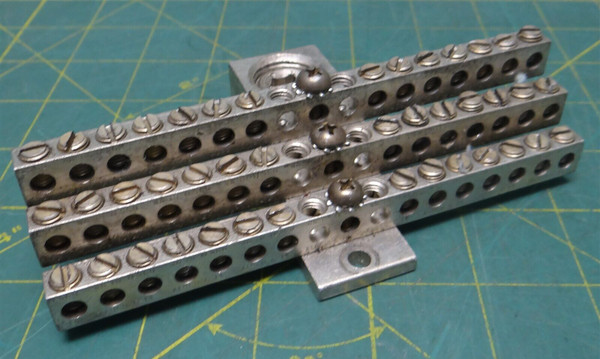 Ilsco NB-350-42 Aluminum Neutral Bars Tin Plated Aluminum Mechanical 2 Hole 