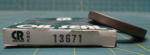 CR Industries Oil Seal 13671