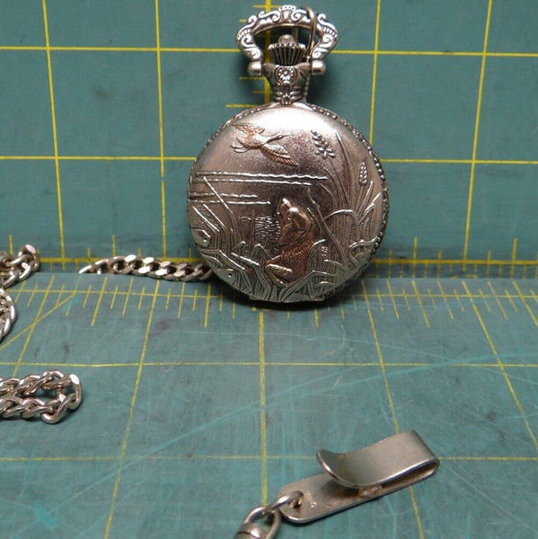 Vintage Watch-It Quartz Pocket Watch Duck Hunting For Parts/ Not Working