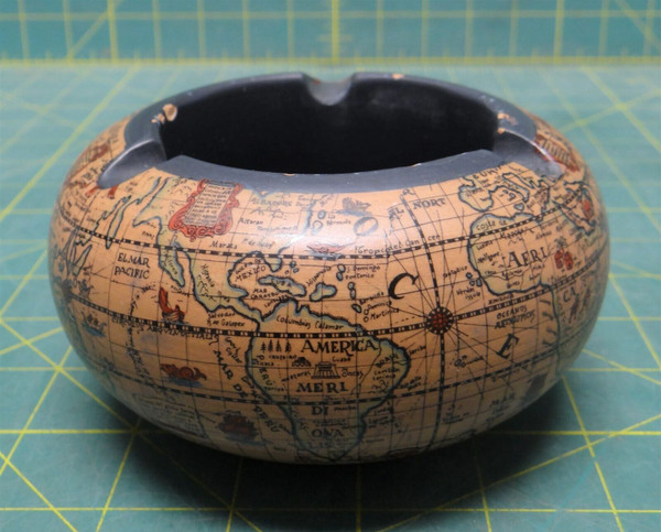 Glazed Terracotta Clay Ashtray Old World 1600s Italian Globe Map 4.75" x 2.625"