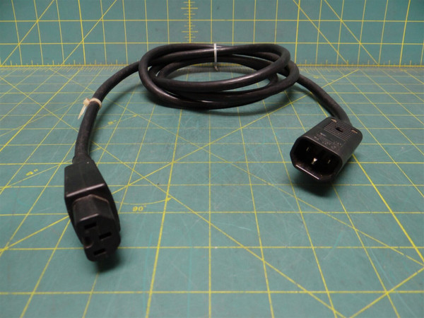 IEC 60320 C14 to C13 Male to Female Power Cord Extender 10 Amp 6 Feet Black