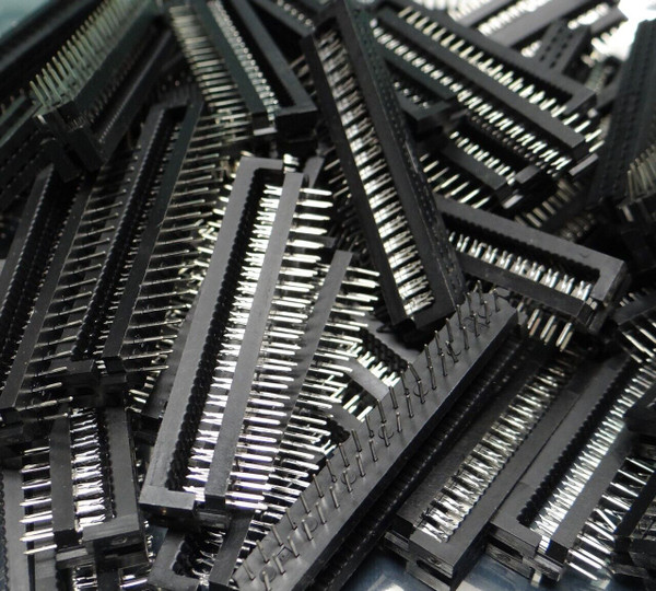 QTY: 54 Housing Connectors IDC Male 40 Way For Circuit Board P/N 1-746610-9