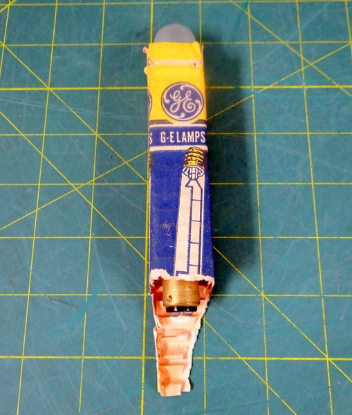 G.E. FG648-X Incandescent Lamp - Frost - 10.5V 7.4W - Pair