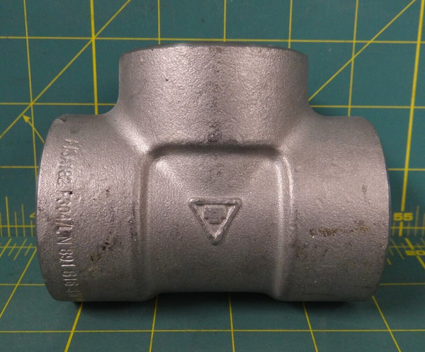 1-1/2" Stainless Steel Tee Pipe Fitting Socket Weld Ends Class 3000 A/SA182
