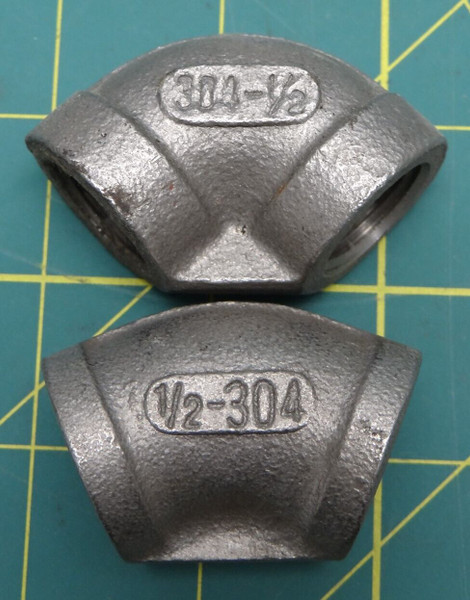 Lot of 2 Elbow Pipe Fittings 1/2" Female NPT, 304