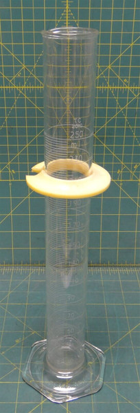 Corning Pyrex Reusable Graduated Cylinder with Protective Guard 250mL 3024-250 