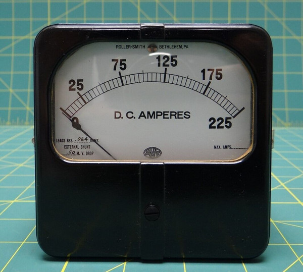 Roller Smith 0-225 D.C. Amperes Meter B37868-68