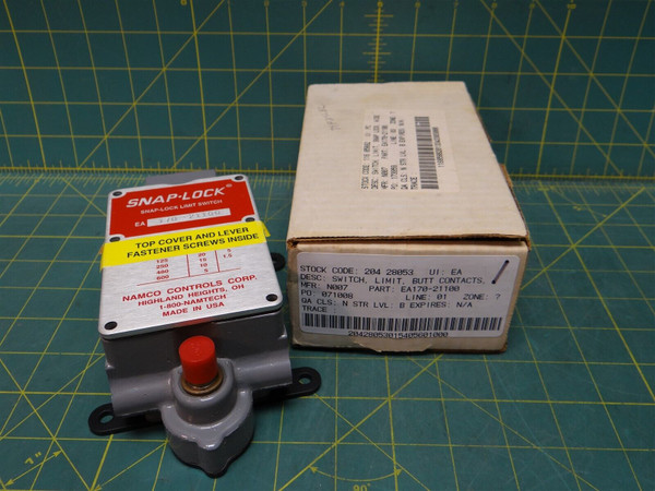 Namco EA170-21100 Industrial Limit Switch Double Pole 2NO-2NC Snap-Lock EA170