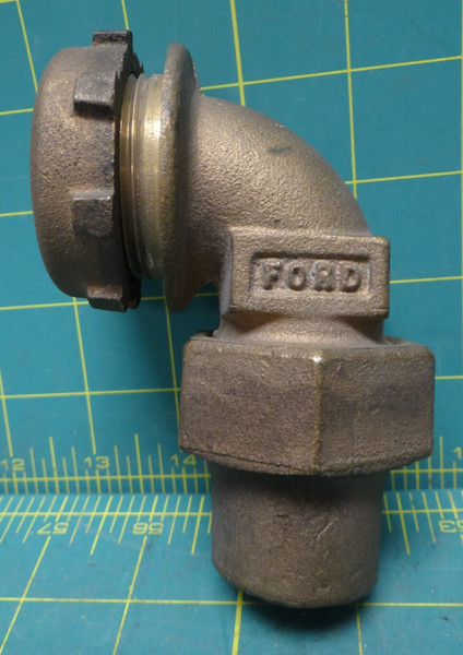 Ford Elbow Union Fitting 1-5/32" Flare ID x 1" ID