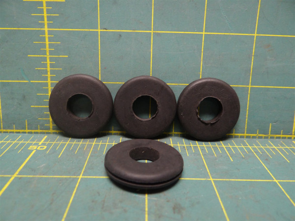 (Qty: 4) Rubber Grommet 97-1003-00019 1-1/4" Hole Diameter 1/8" Thickness 1/2"ID