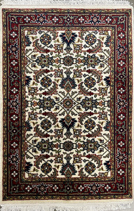 Herati Ivory/Red #132655 Herati Ivory/Red #132655