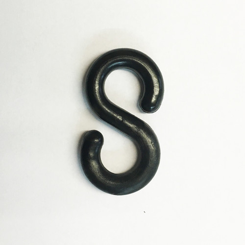 Attachment Nylon S-Hook Attachment for chains - Black Attachment Nylon S-Hook Attachment for chains - Black