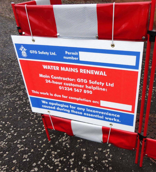 Courtesy Sign (Reflective) with Bungee ties 810x610 Euroflute - Safety Sign Courtesy Sign (Reflective) with Bungee ties 810x610 Euroflute - Safety Sign