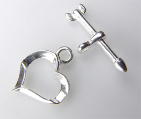 #729-8 s/s toggle[heart] 13mm heart @1 set