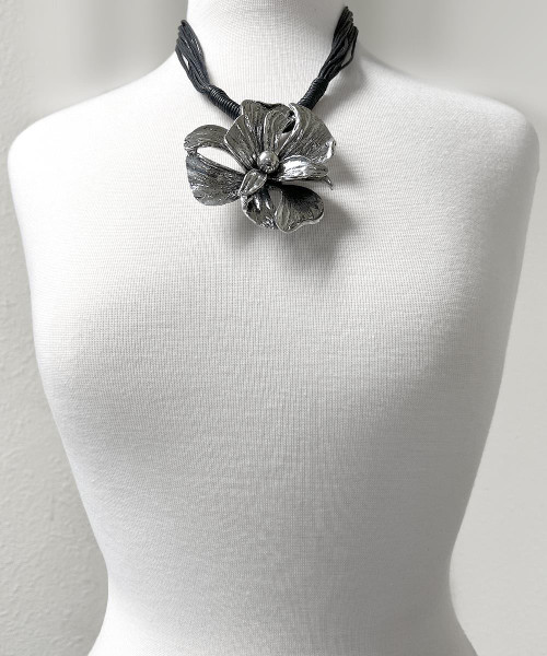 Leather Short Necklace Pendant Nickel free Fashion Women Art Craft 14205