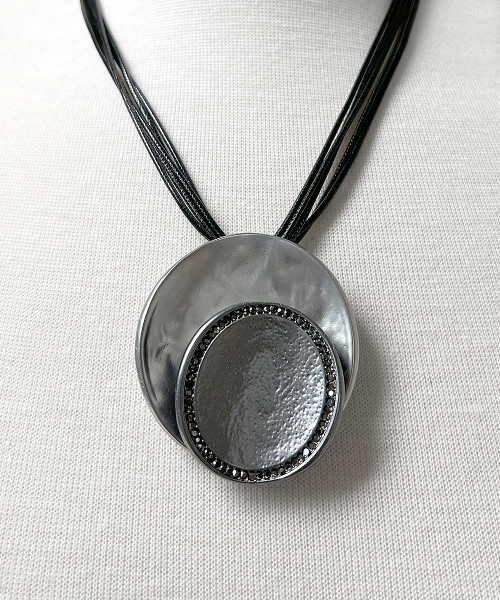 Leather Short Necklace Pendant Nickel free Fashion Women Art Craft 66305