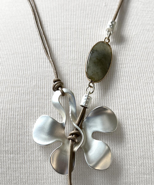 Long Leather Necklace Pendant Nickel free Fashion Women Art Craft 18407