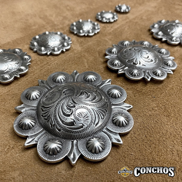 BS9163 SRTPGP Antique Gold Western Floral Engraved Berry Concho Screwback