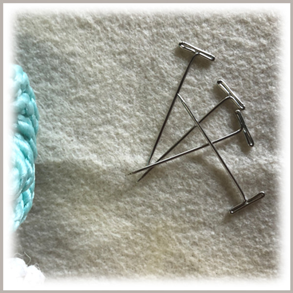 Steel T-Pins - 35 pins