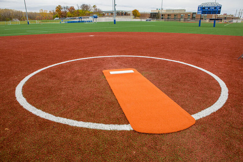 PAISLEY'S LONG SPIKED GAME MAT
