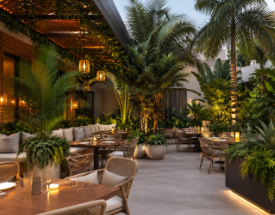 Resort-Inspired Living: The Art of the Layered Plantscape