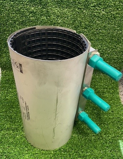 Rapid stainless steel repair clamp range 342 - 355mm suits 355mm Poly, 400mm long with 5 bolts.