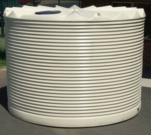 10,500 Litre Q Round Poly Tank - Corrugated Profile