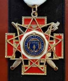 Scottish Rite 33rd Jewel Drop    not mounted on ribbon