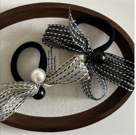 Elegant Vintage Style Ponytail Holder
