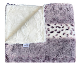 Luxe Cuddle Bunny Berry/Luxe Cream Blanket