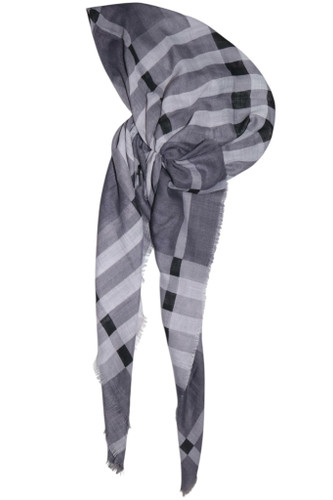 Burberry Light  Gray Tichel