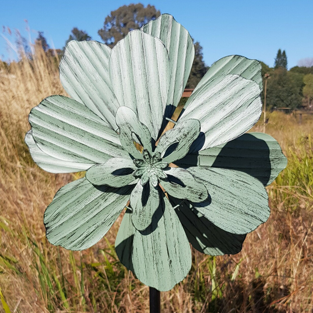 TURQUOISE FLOWER WINDSPINNER - HHF00407