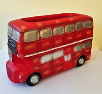 NOVELTY LONDON BUS PLANTER - LF001